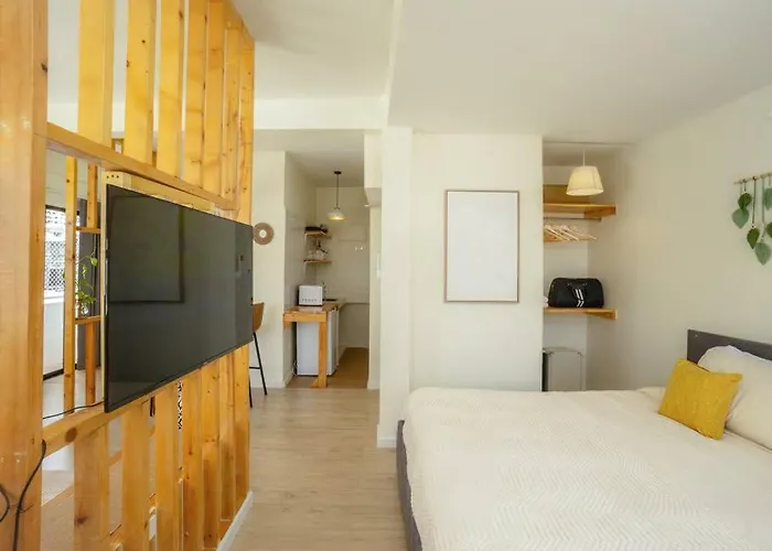 Cozy For 3 Guests At Center-silom - 5b Апартаменты Бангкок