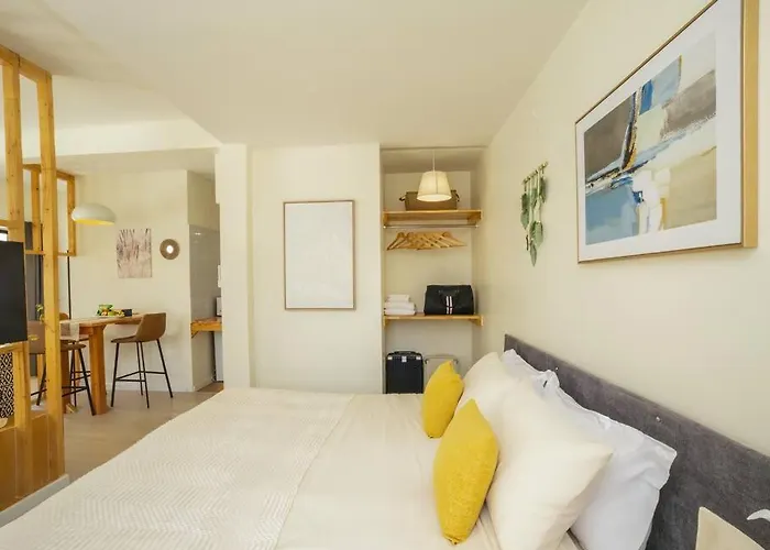 Апартаменты Cozy For 3 Guests At Center-silom - 5b