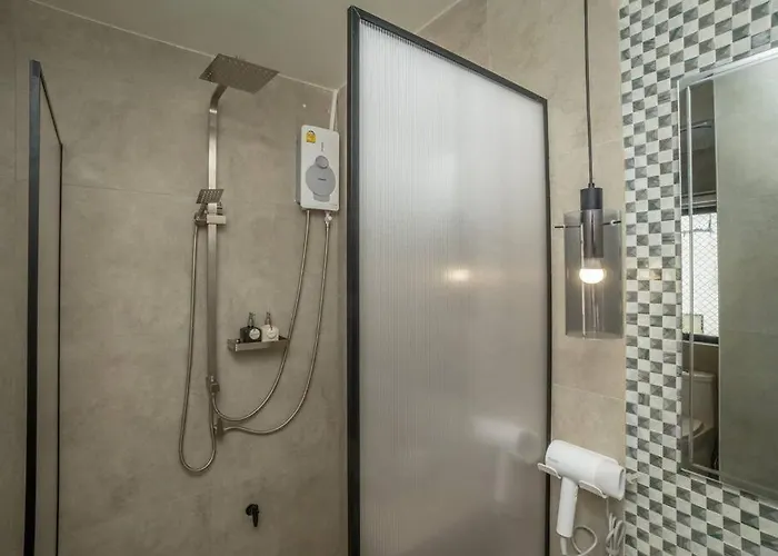 Cozy For 3 Guests At Center-silom - 5b Апартаменты *