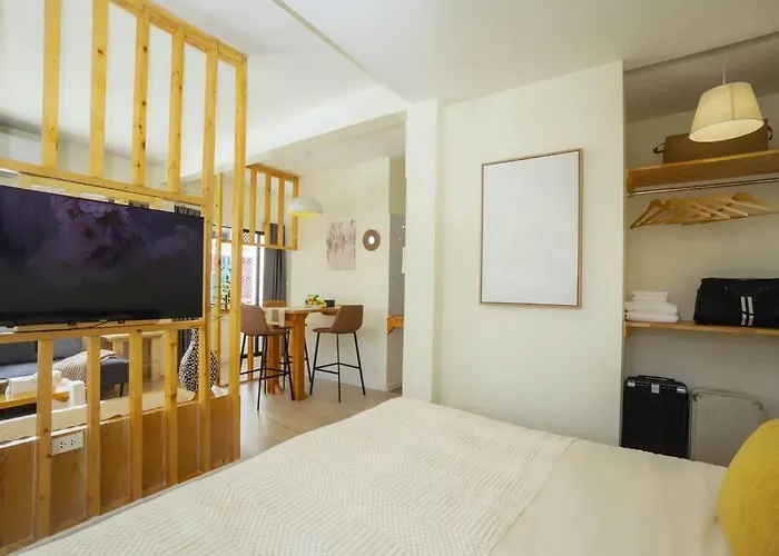 Cozy For 3 Guests At Center-silom - 5b Апартаменты *